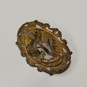 Vintage Gold Brooch with Intricate Design